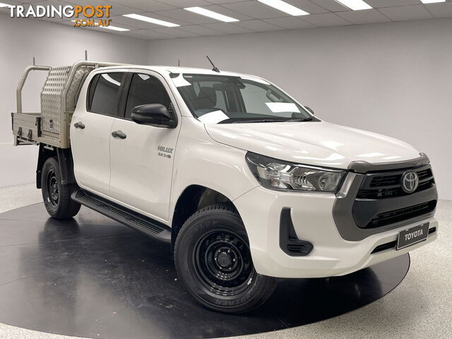 2020 TOYOTA HILUX SR  CAB CHASSIS