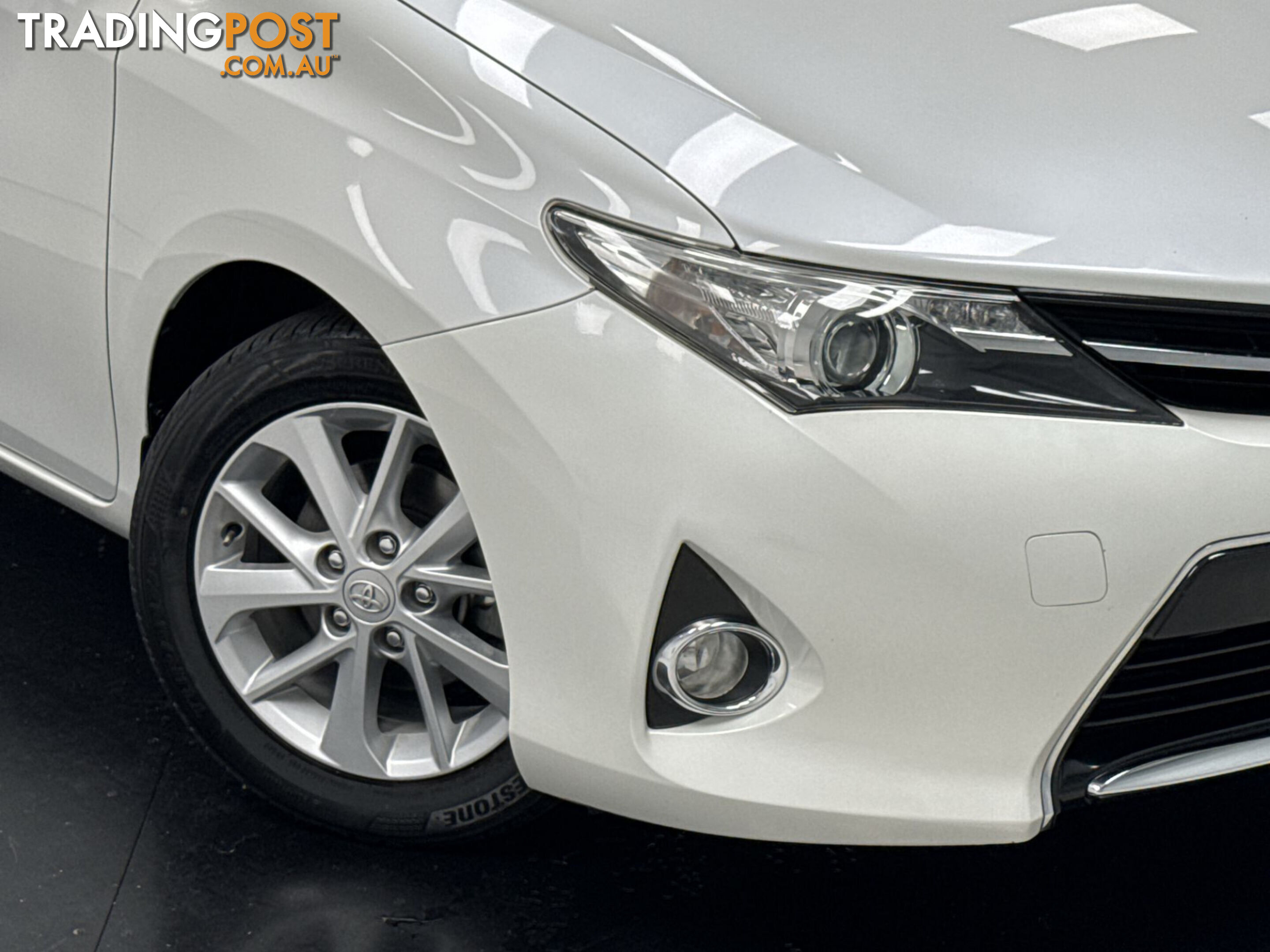 2013 TOYOTA COROLLA ASCENT SPORT  HATCH