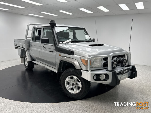 2022 TOYOTA LANDCRUISER GXL  CAB CHASSIS