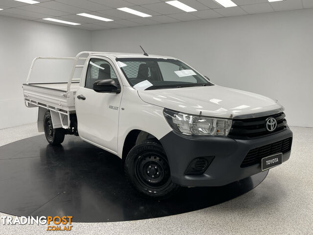 2017 TOYOTA HILUX WORKMATE  CAB CHASSIS