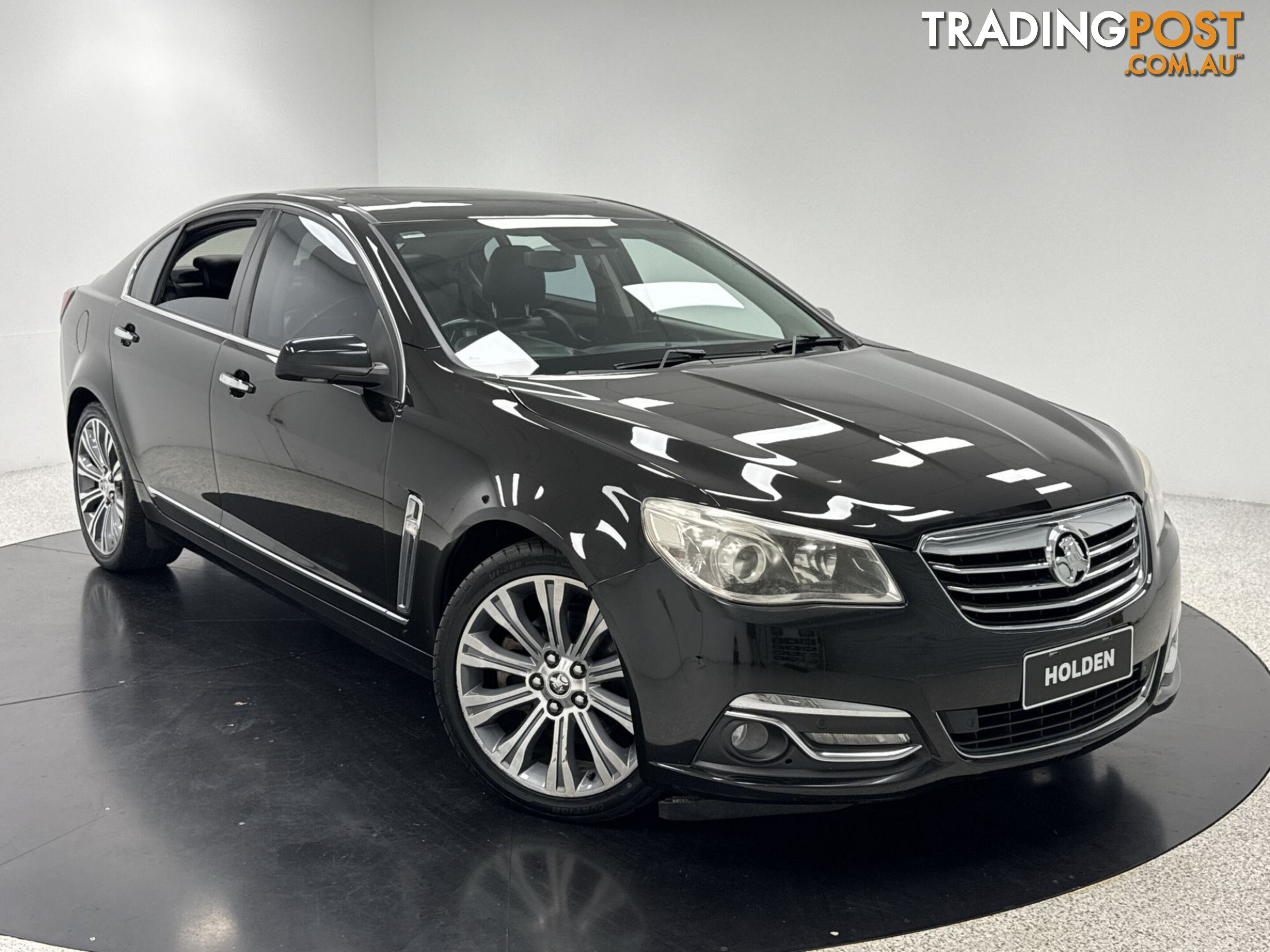 2013 HOLDEN CALAIS V  SEDAN