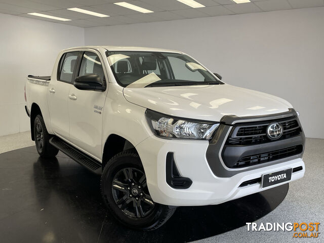 2022 TOYOTA HILUX SR  UTE