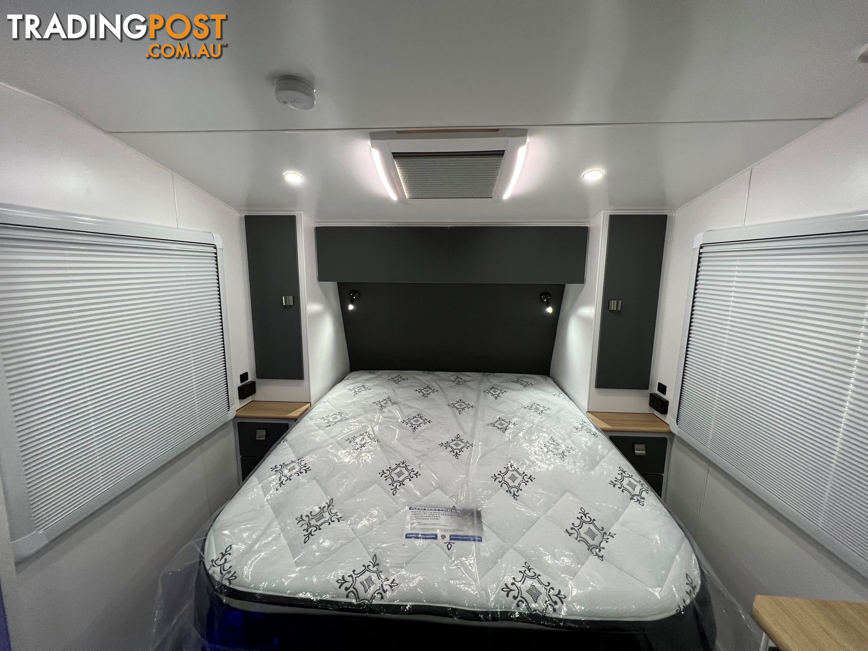 2023 NEW DESIGN CARAVAN 21FT6 TRIPLE BUNK FAMILY TREKKER VAN