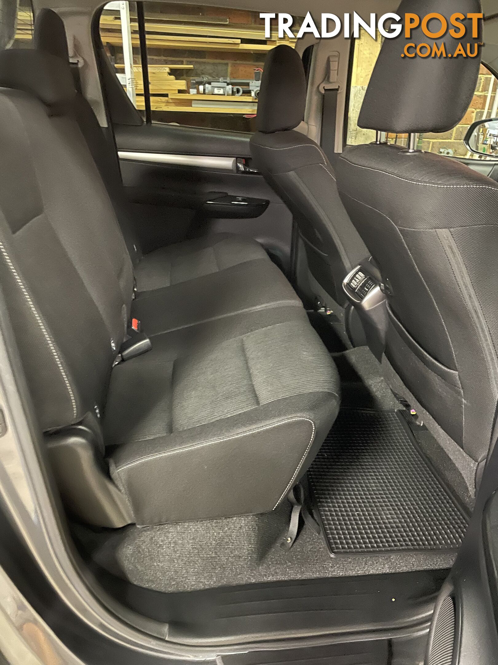 2018 Toyota Hilux DUAL CAB GUN126R-DTFMHQ SR5 Ute Manual