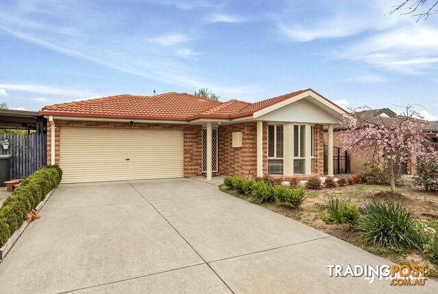 12 Akubra Place DUNLOP ACT 2615