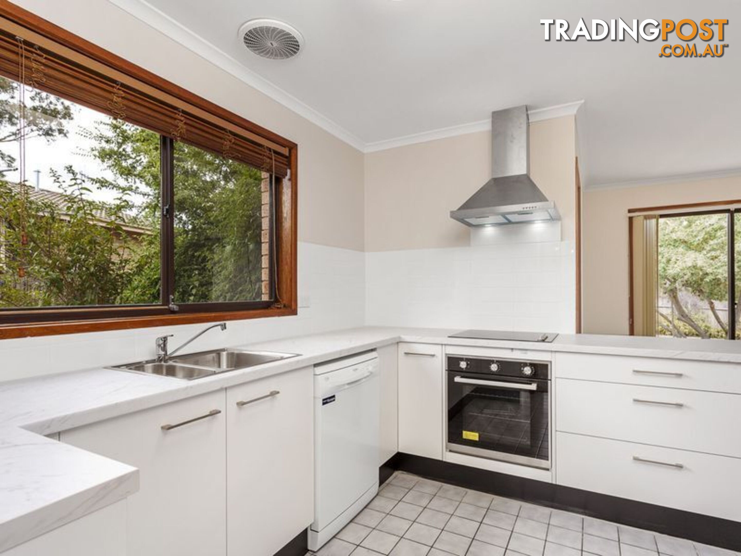 11 Sloane Place FLOREY ACT 2615