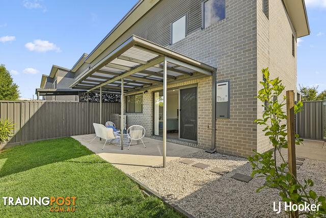 12/4 Annie Douglas Street CASEY ACT 2913