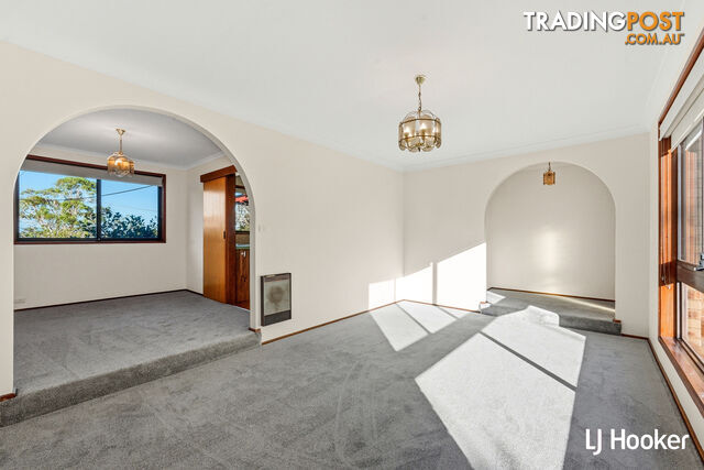 8 Rossell Place FLYNN ACT 2615 - photo 2 of 14