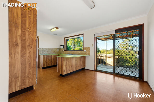 8 Rossell Place FLYNN ACT 2615 - photo 5 of 14
