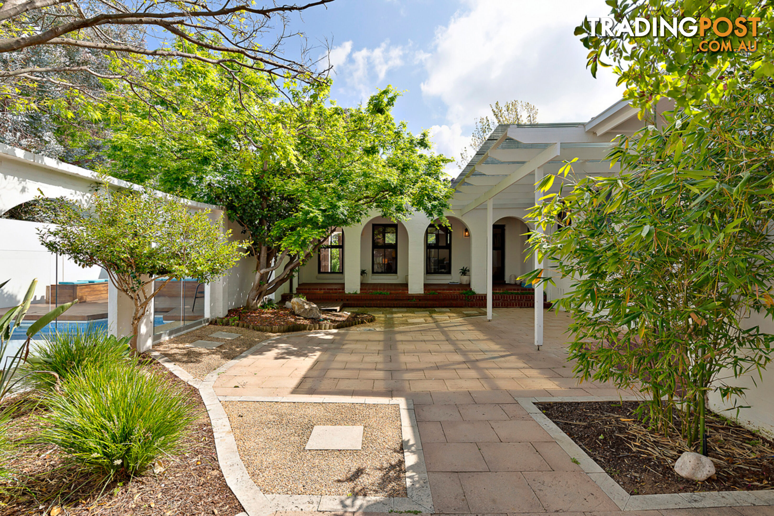 6 Mathieson Crescent WEETANGERA ACT 2614