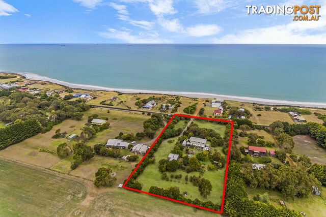 Headlands 439 Dutton Way Portland VIC 3305