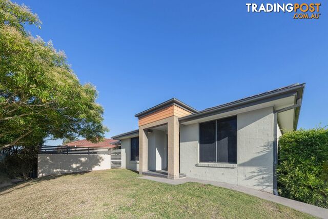 1/32 Crawford Avenue Tenambit NSW 2323