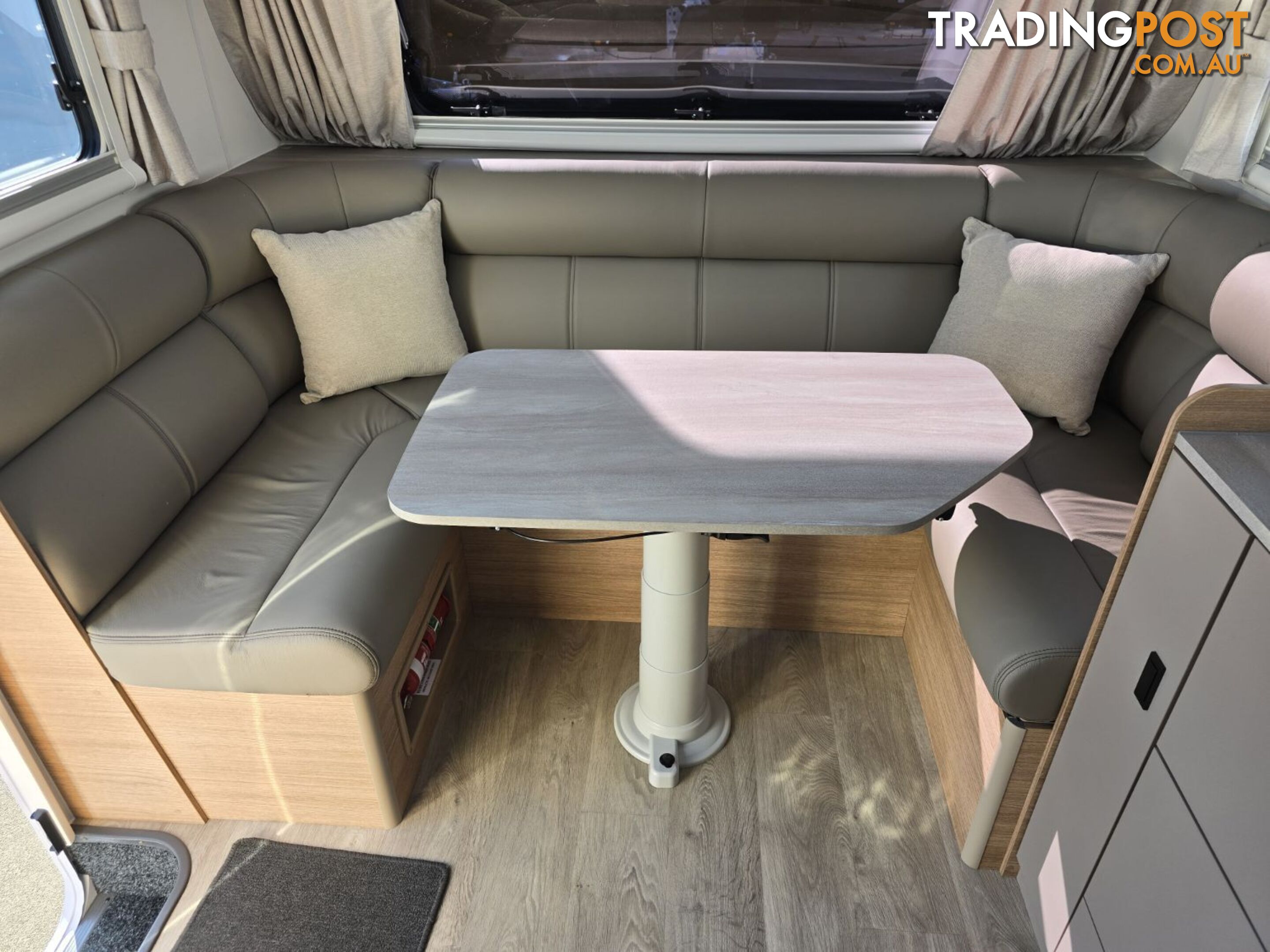 2024  JAYCO SILVERLINE  21.65-3.OB.SL-MY24 CARAVAN