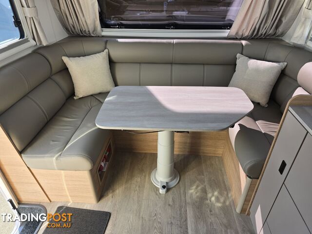 2024  JAYCO SILVERLINE  21.65-3.OB.SL-MY24 CARAVAN