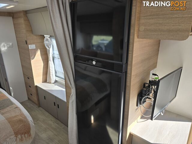 2024  JAYCO SILVERLINE  21.65-3.OB.SL-MY24 CARAVAN