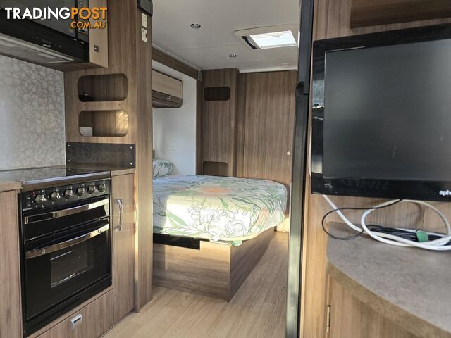 2014  JAYCO SILVERLINE  24.75-2.14SL CARAVAN