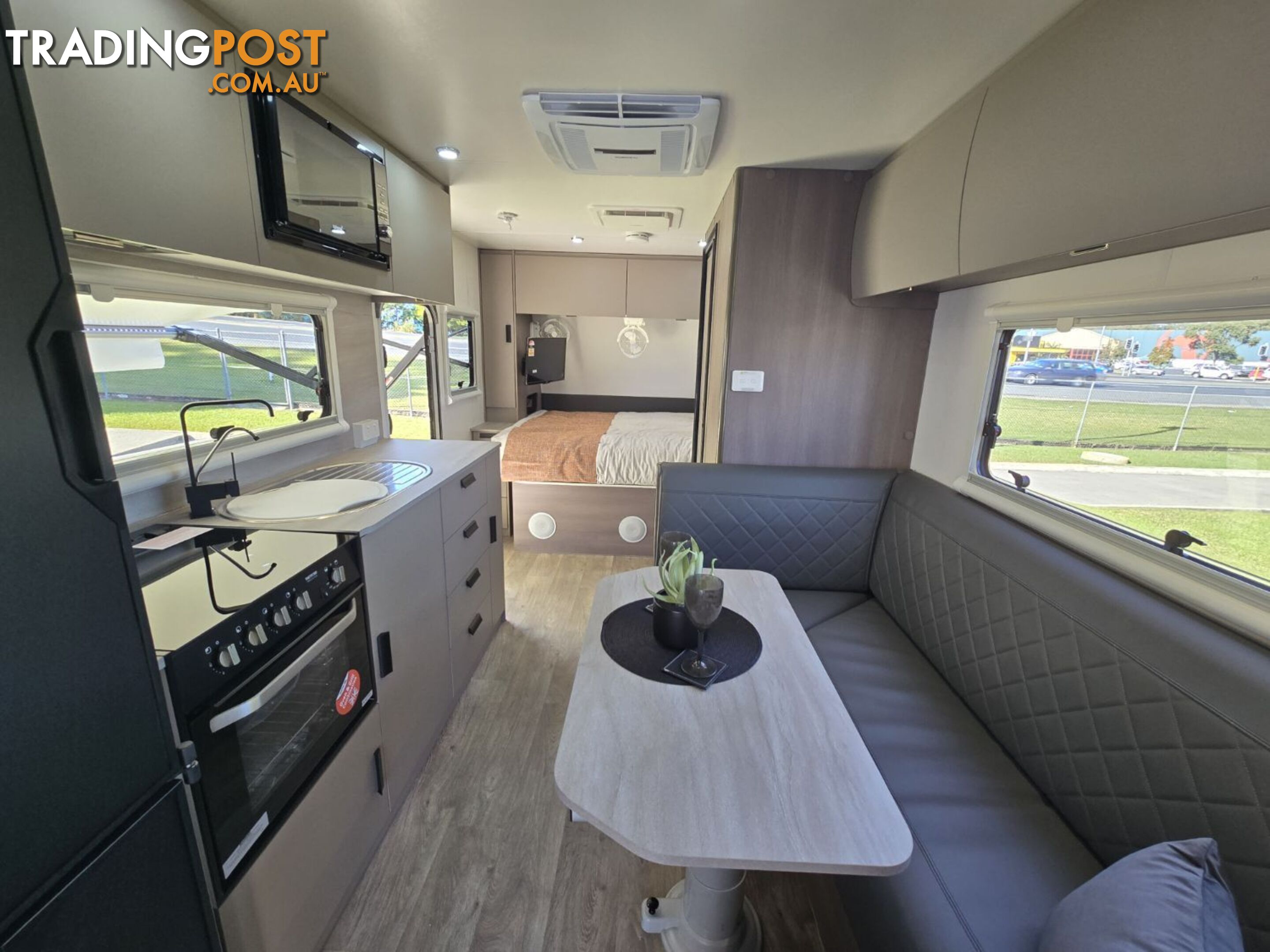 2024  JAYCO BASE STATION  24.75-6.4T.BS-MY24 CARAVAN