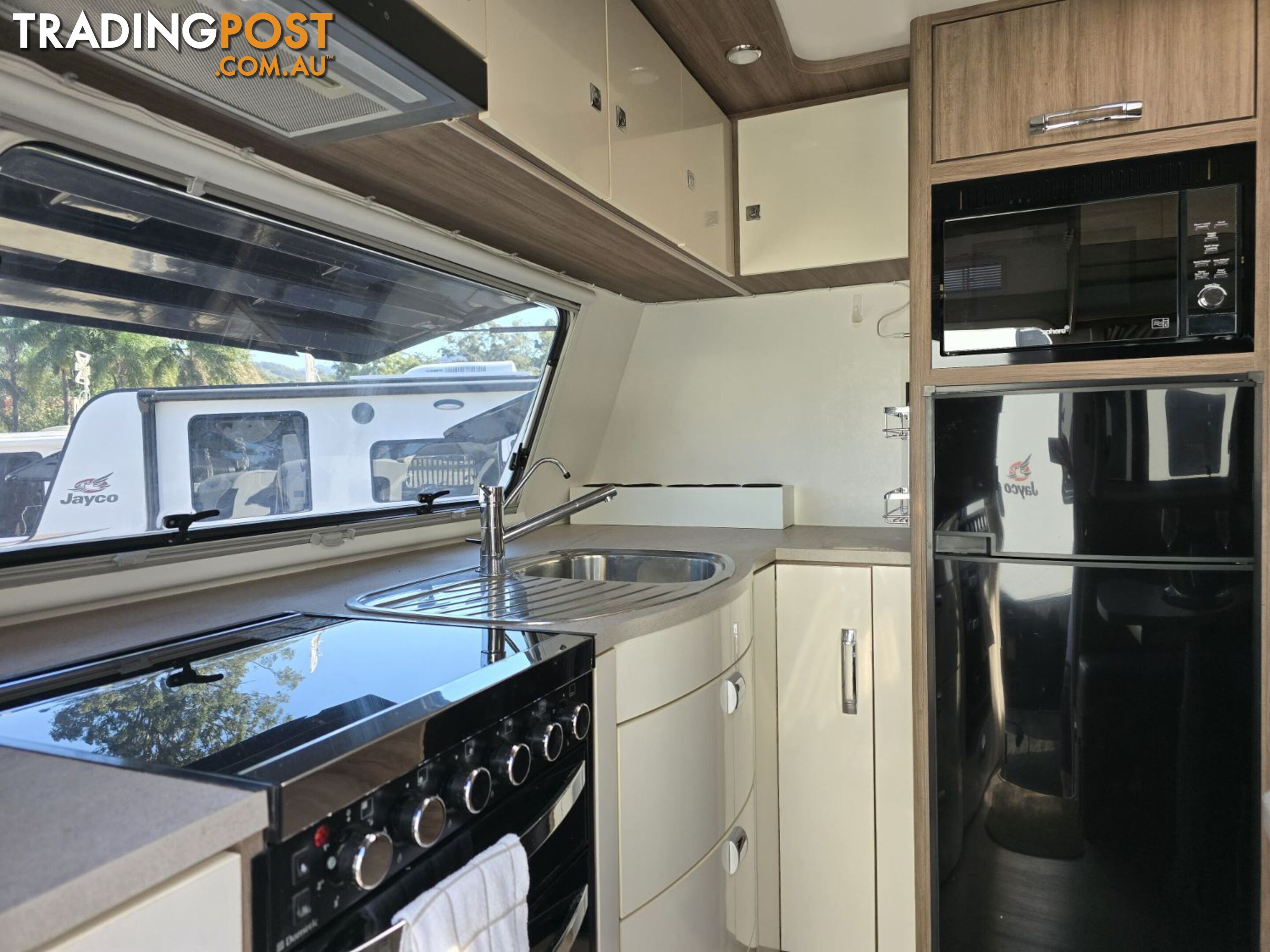 2015  JAYCO SILVERLINE  21.65-4 CARAVAN