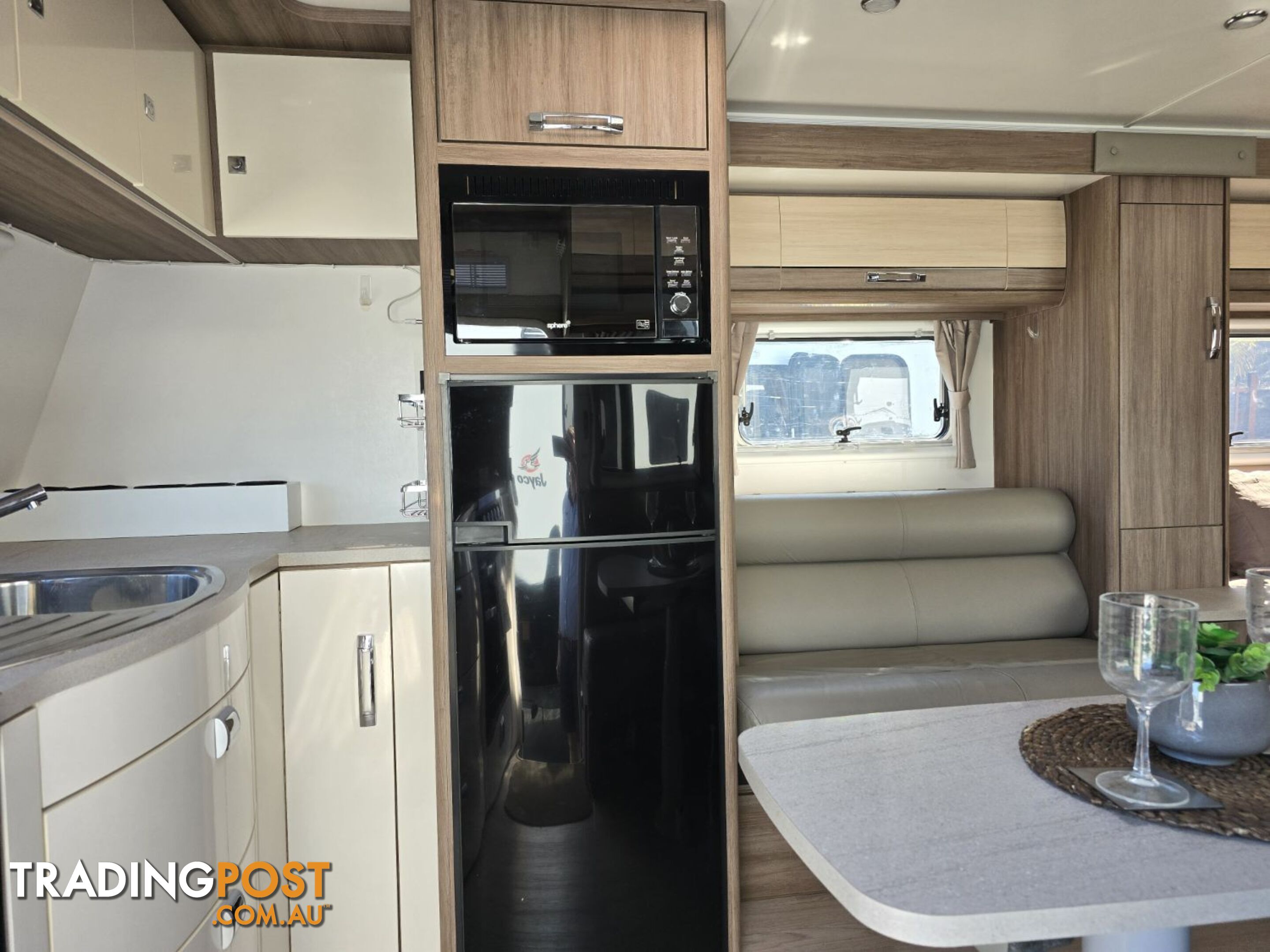 2015  JAYCO SILVERLINE  21.65-4 CARAVAN