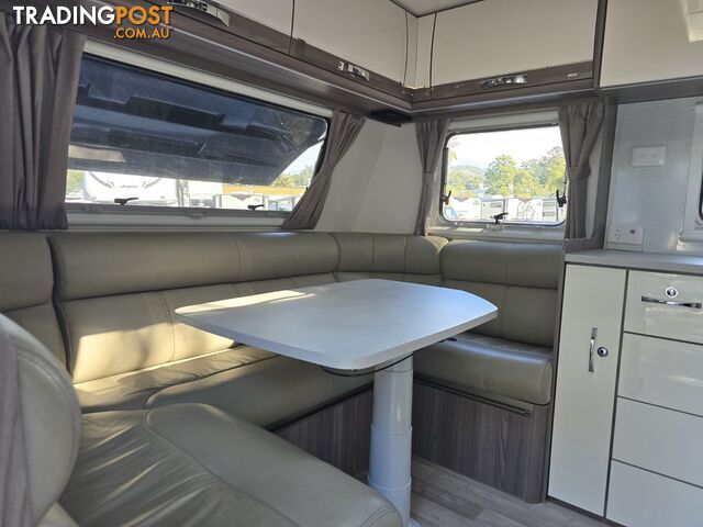 2018  JAYCO SILVERLINE  21.65-3 CARAVAN