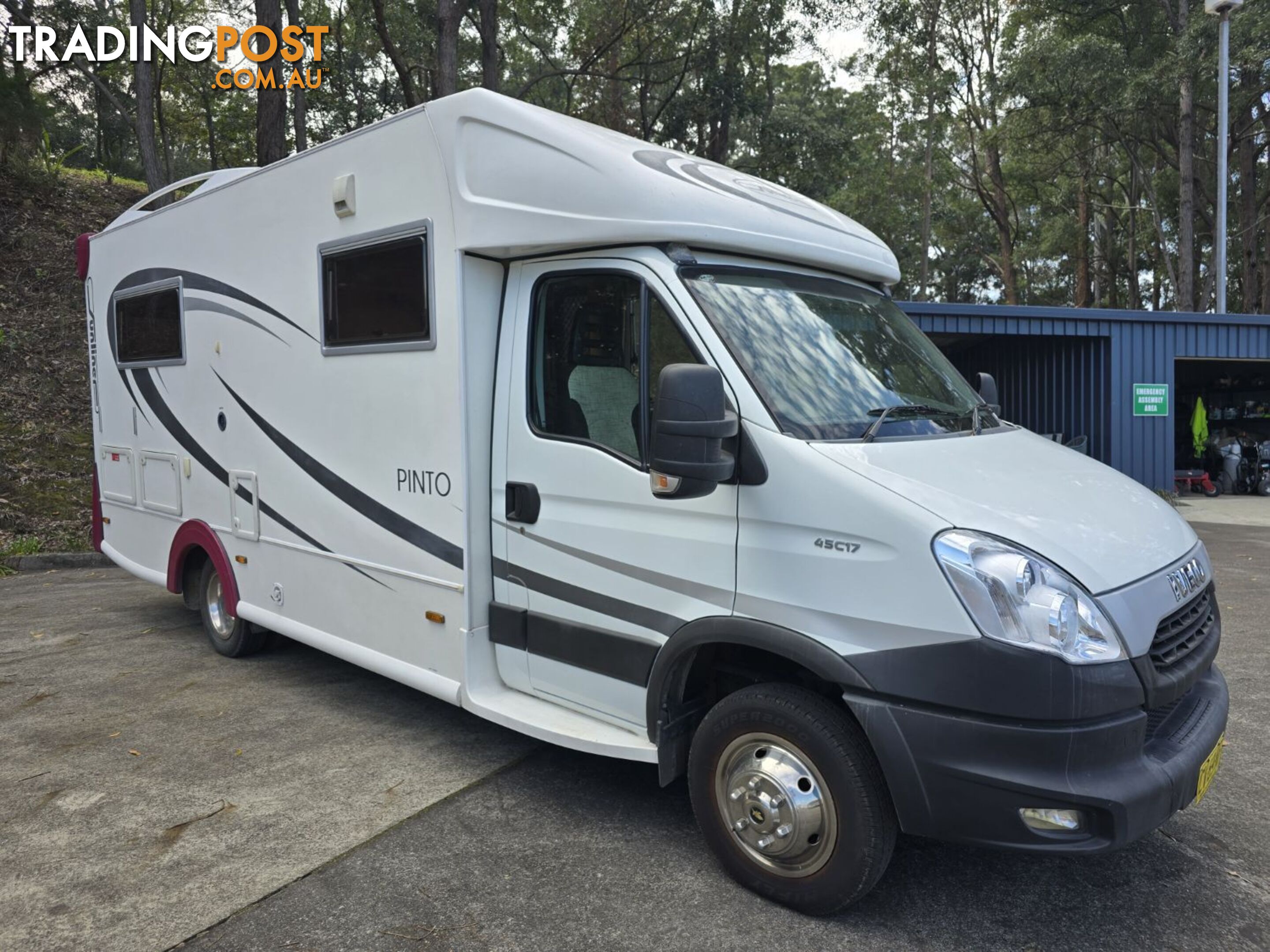 2013  SUNLINER PINTO MOTORHOME  