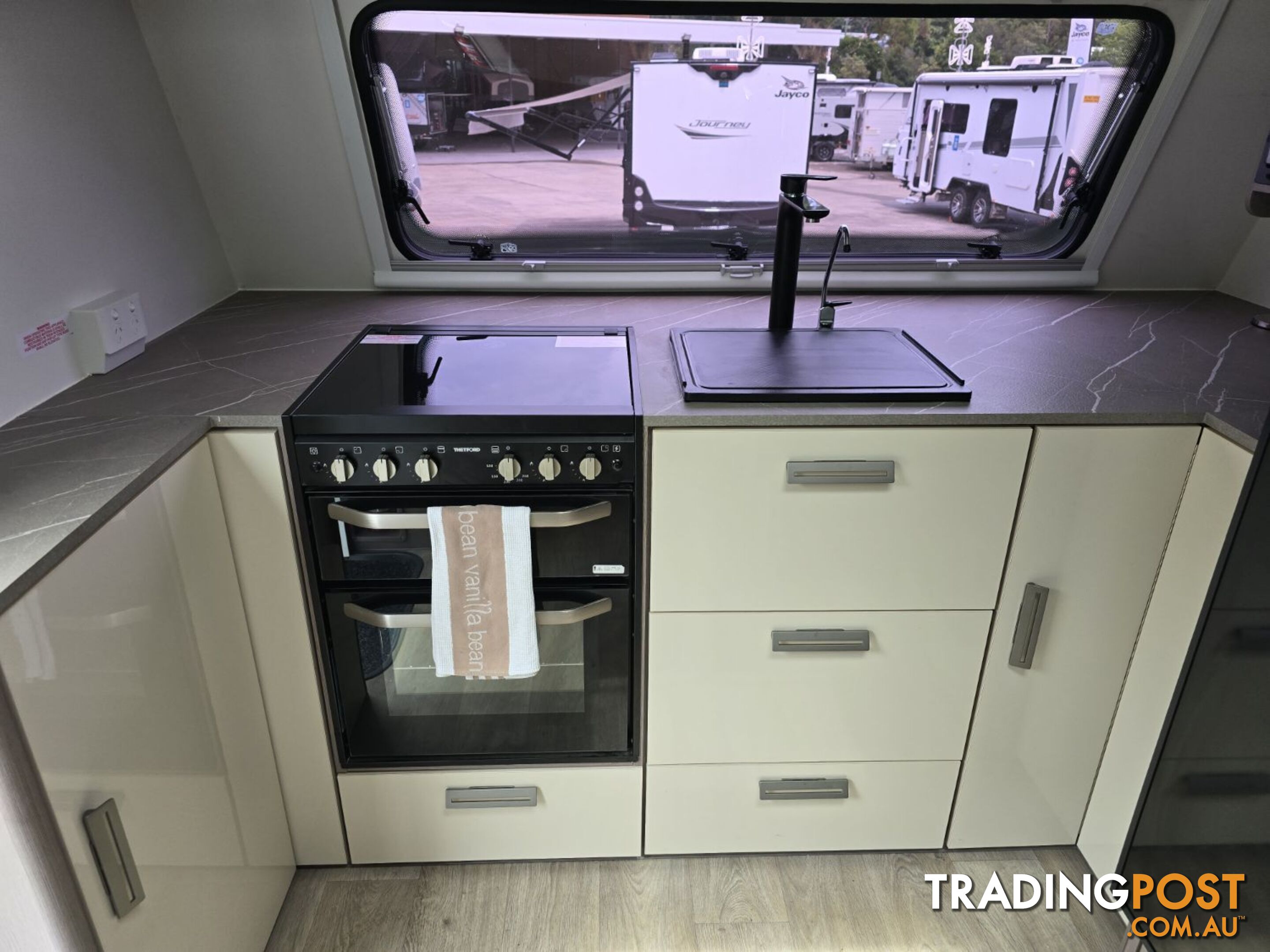 2022  JAYCO SILVERLINE  24.75-4.SL-MY22 CARAVAN