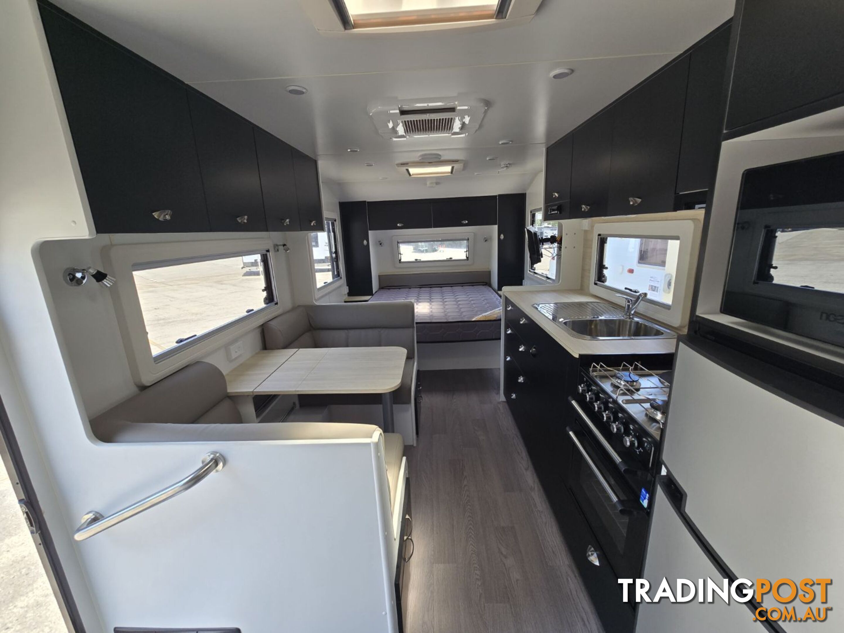 2019  NEWLANDS LUXE  628 CAFW CARAVAN