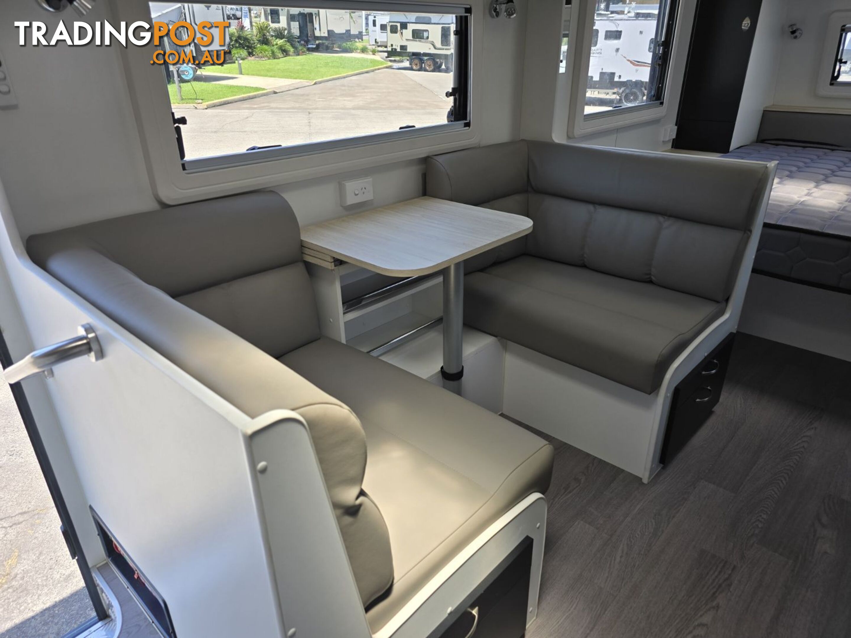 2019  NEWLANDS LUXE  628 CAFW CARAVAN