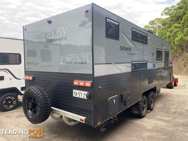2021 NETWORK RV CARAVANS TERRAIN TUFF 24' FAMILY CARAVAN - photo 3 of 20