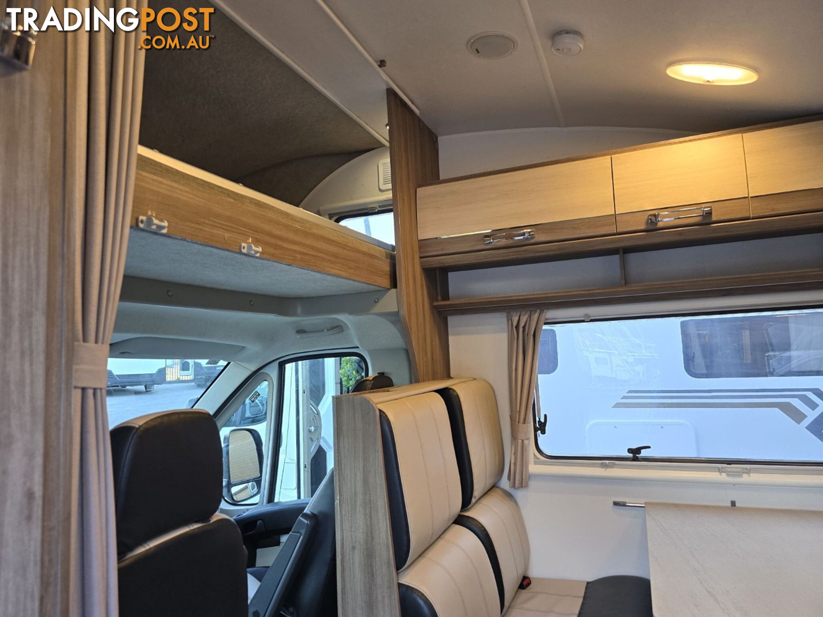 2016  JAYCO CONQUEST MOTORHOME FA 24-1 CAB CHASSIS