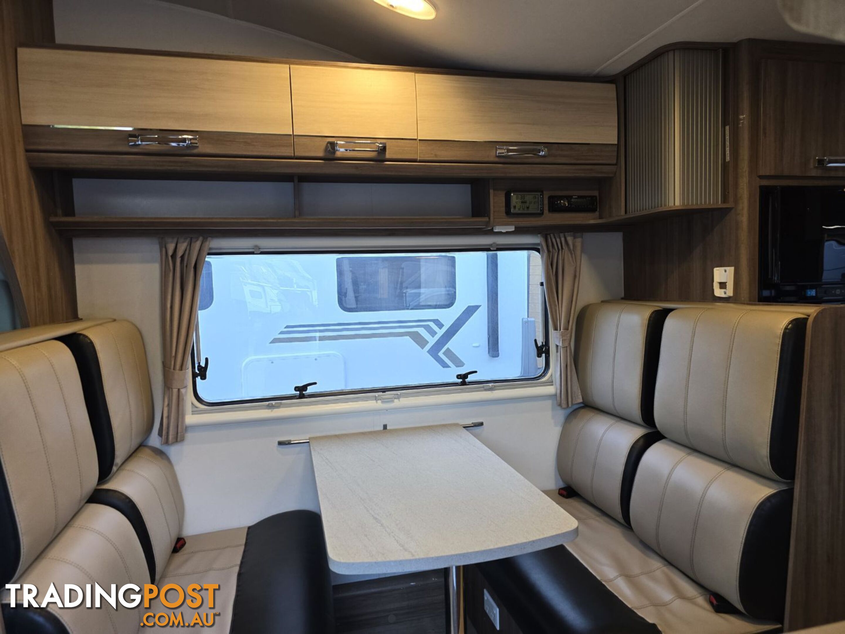 2016  JAYCO CONQUEST MOTORHOME FA 24-1 CAB CHASSIS