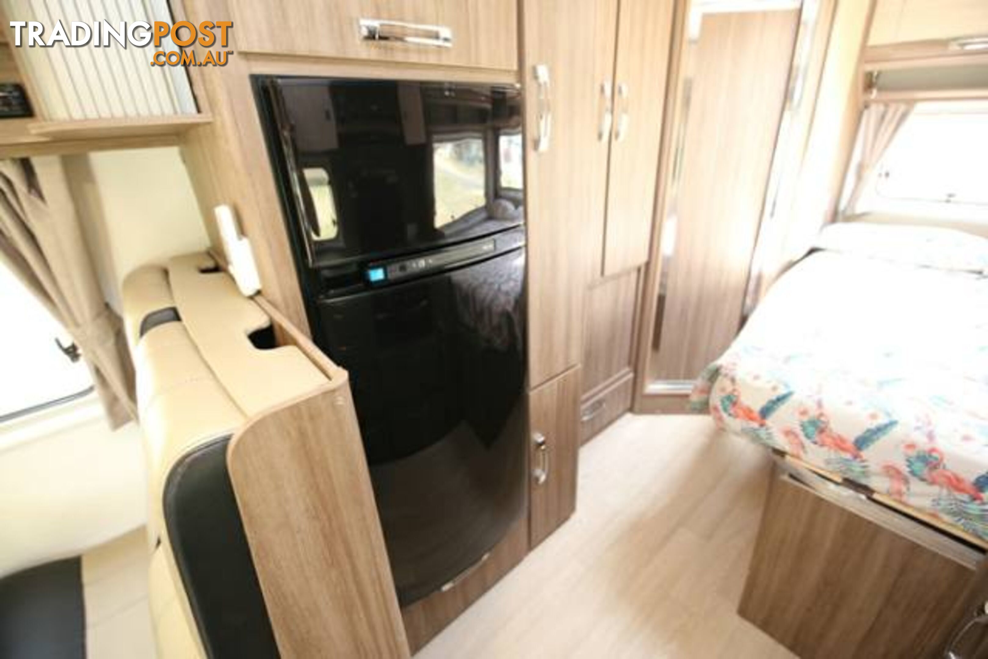 2016  JAYCO CONQUEST MOTORHOME FA 24-1 CAB CHASSIS