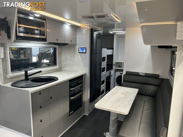 Vancraft 21' Family Bunk Off-Road Van 2023