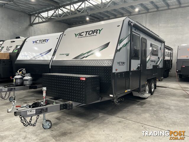 Victory 18'6" Centre Door Semi-Offroad 2024