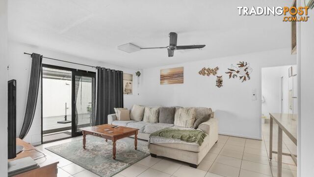 5 Prospect Place Rainbow Beach QLD 4581 - photo 4 of 30