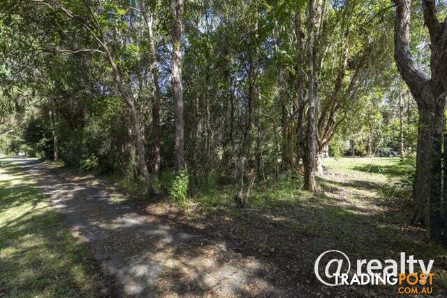 4 Little River Close Wooli NSW 2462 - photo 5 of 9