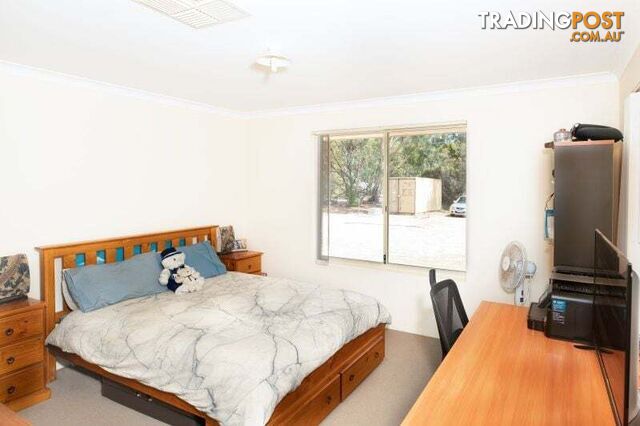 49 Karbro Drive Cardup WA 6122 - photo 5 of 15