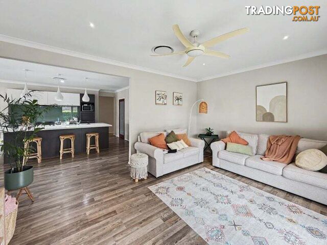 23 Nichols Avenue Beerwah QLD 4519