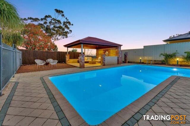 465 Viveash Road Swan View WA 6056