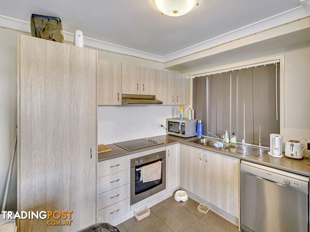 33 Pendragon Street Raceview QLD 4305