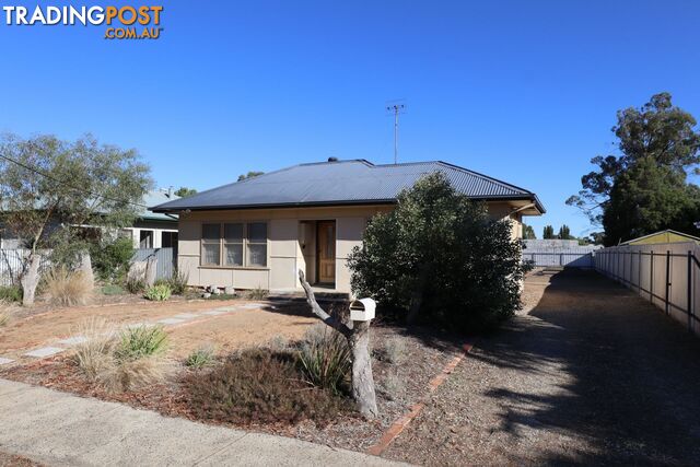 93 Russell Street Deniliquin NSW 2710