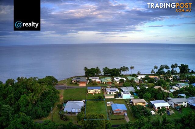 30 Bindon Street Flying Fish Point QLD 4860