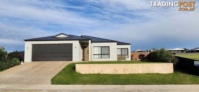 2 Oscar Williams Drive Streaky Bay SA 5680