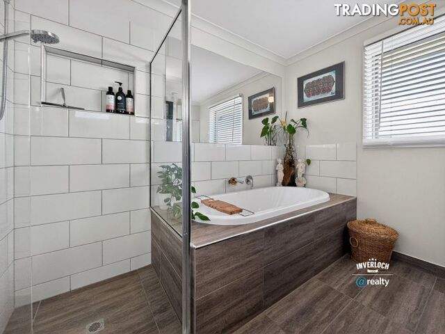 10 Dalmont Bay Court Inverloch VIC 3996 - photo 3 of 35