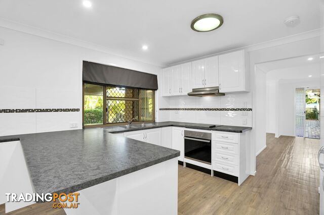 29 Voltaire Crescent Petrie QLD 4502