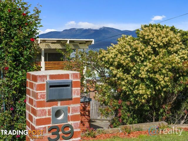 39 Bayfield Street Bellerive TAS 7018