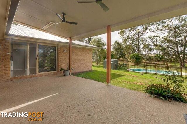 10 Coventry Court Southside QLD 4570