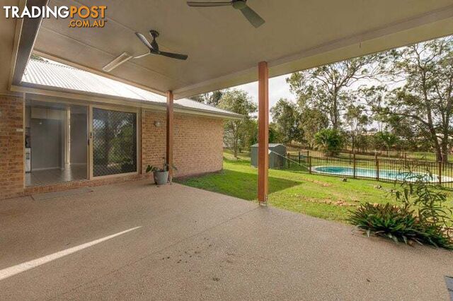 10 Coventry Court Southside QLD 4570
