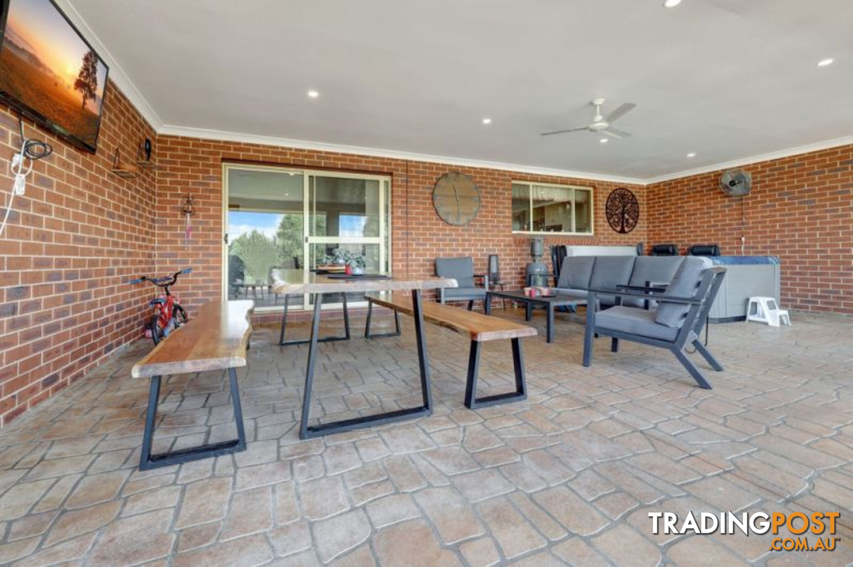 12 Caples Close Kelso NSW 2795