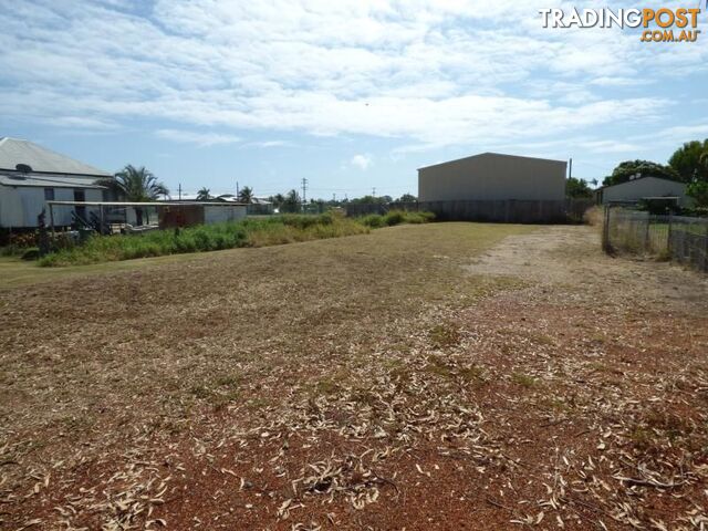 33 Dalrymple Street BOWEN QLD 4805